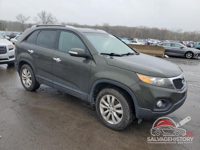 5XYKT4A26BG098116 2011 KIA SORENTO photo no. 4