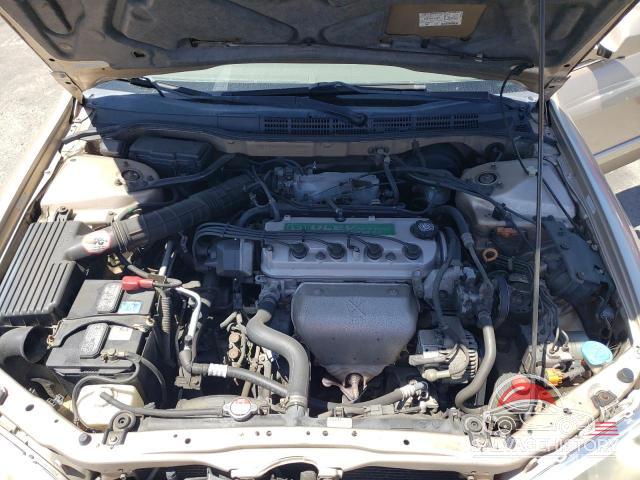 1HGCG6694YA100689 2000 HONDA ACCORD photo no. 11