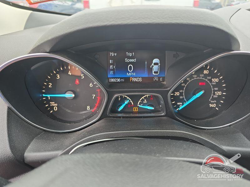 1FMCU9GD6JUA75869 2018 FORD ESCAPE photo no. 3