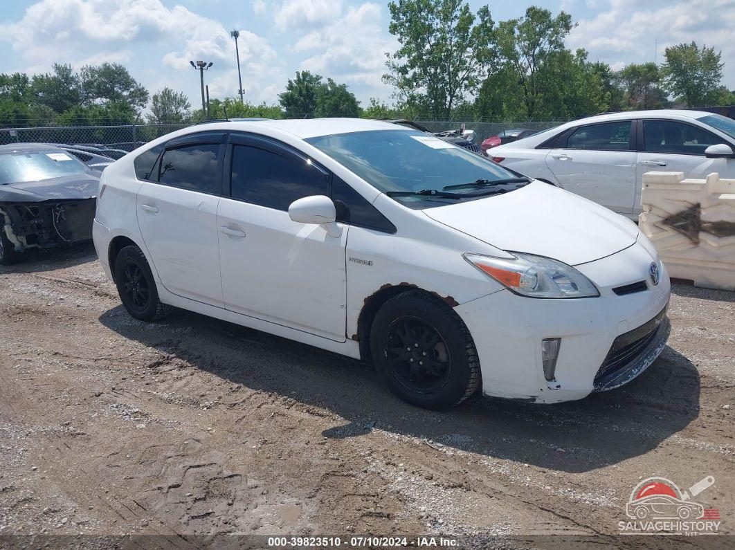 JTDKN3DU3E1745223 2014 TOYOTA PRIUS photo no. 15