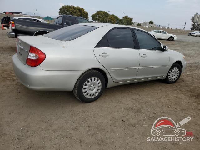 4T1BE32K83U750572 2003 TOYOTA CAMRY photo no. 3