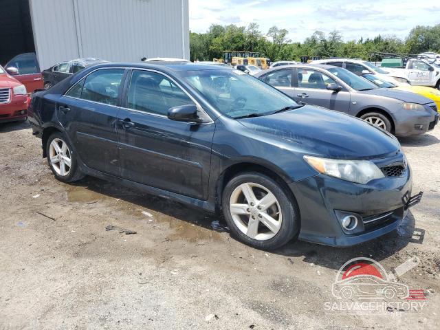 4T1BF1FK9EU753561 2014 TOYOTA CAMRY photo no. 4