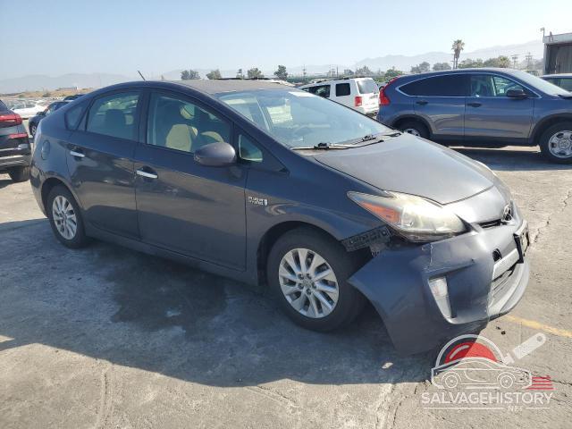 JTDKN3DP7E3052539 2014 TOYOTA PRIUS photo no. 4