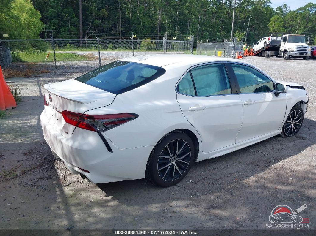 4T1G11AK5NU068064 2022 TOYOTA CAMRY photo no. 4