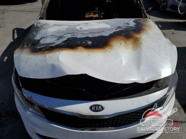 5XXGT4L38JG272086 2018 KIA OPTIMA photo no. 11