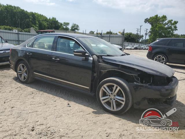 1VWCS7A31FC121309 2015 VOLKSWAGEN PASSAT photo no. 4
