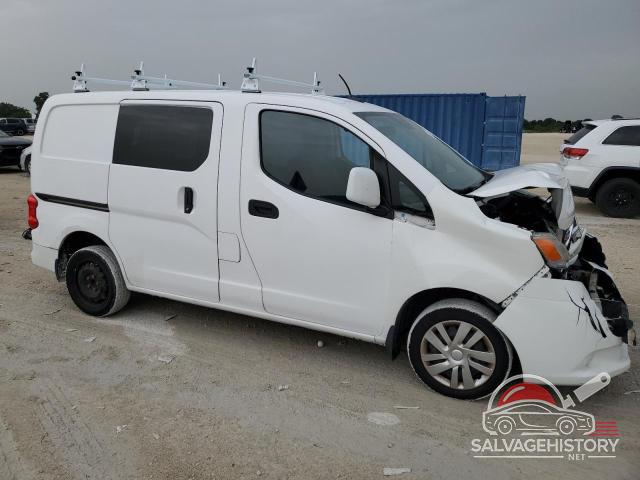 3N6CM0KN2HK716894 2017 NISSAN NV photo no. 4