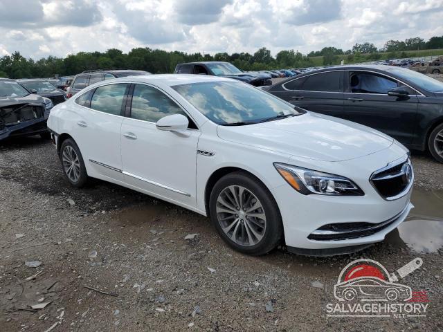 1G4ZN5SS9JU135343 2018 BUICK LACROSSE photo no. 4