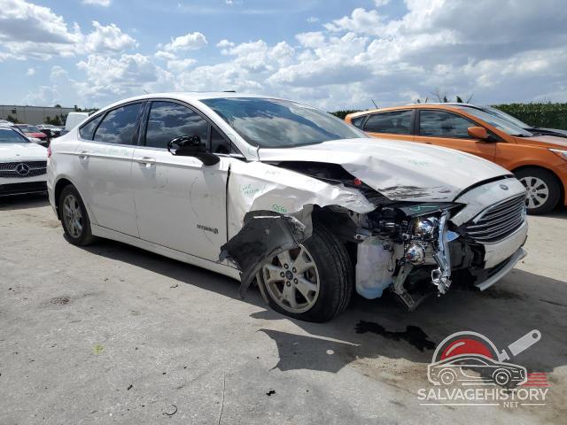3FA6P0LU8HR258496 2017 FORD FUSION photo no. 4