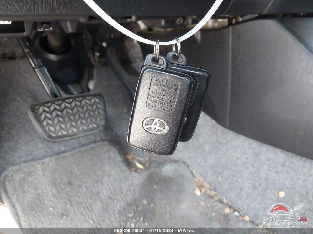 JTDKN3DU2C1606259 2012 TOYOTA PRIUS photo no. 11