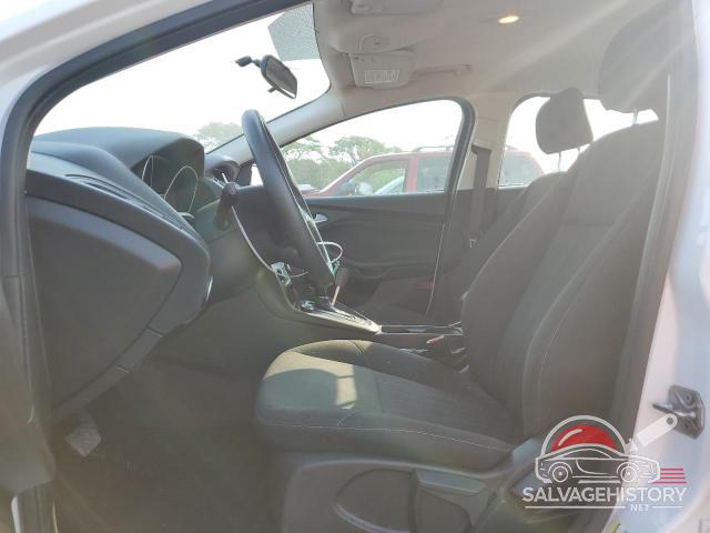 1FADP3K2XGL247537 2016 FORD FOCUS photo no. 7