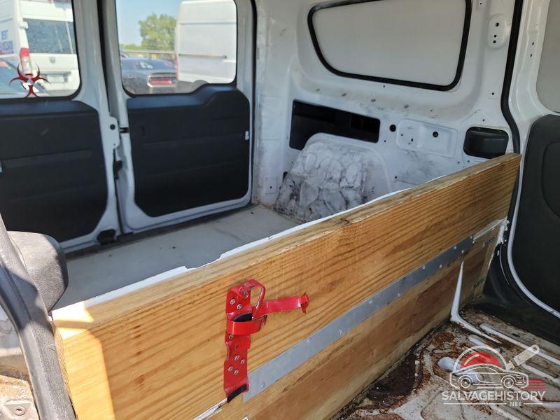 ZFBERFAT1F6975011 2015 RAM PROMASTER CITY photo no. 8