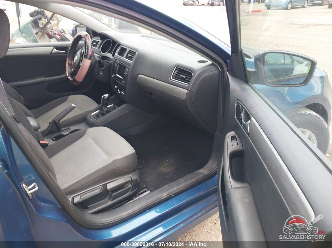 3VW2B7AJ2JM209285 2018 VOLKSWAGEN JETTA photo no. 5
