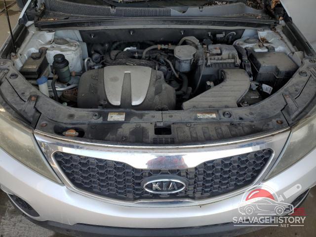 5XYKUDA28BG062800 2011 KIA SORENTO photo no. 12