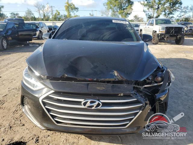 KMHD84LF5HU201412 2017 HYUNDAI ELANTRA photo no. 5