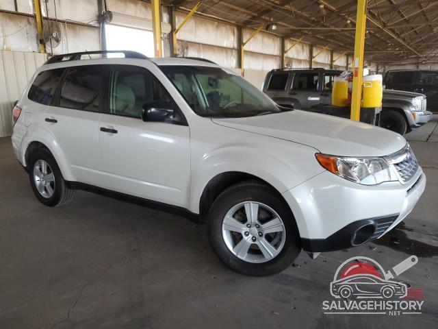 JF2SHABC3DH412632 2013 SUBARU FORESTER photo no. 4