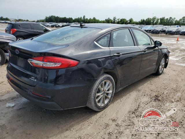 3FA6P0LU9KR121106 2019 FORD FUSION photo no. 3