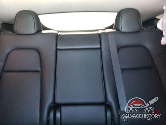 7SAYGDEE1PF745977 2023 TESLA MODEL Y photo no. 10