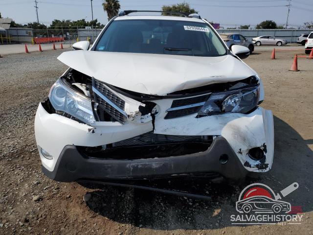 2T3WFREV7EW101640 2014 TOYOTA RAV4 photo no. 5