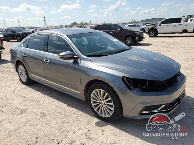 1VWBT7A39HC062070 2017 VOLKSWAGEN PASSAT photo no. 4