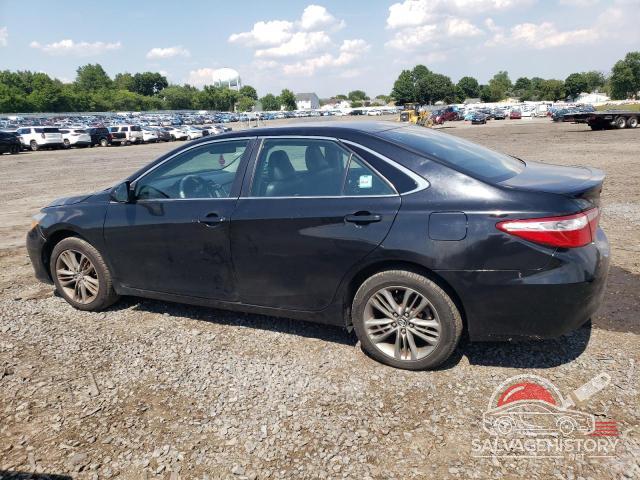 4T1BF1FK3HU332603 2017 TOYOTA CAMRY photo no. 2