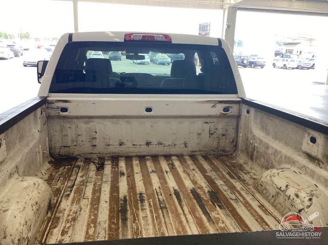 2GC2KREG6K1136010 2019 CHEVROLET SILVERADO 2500HD photo no. 6