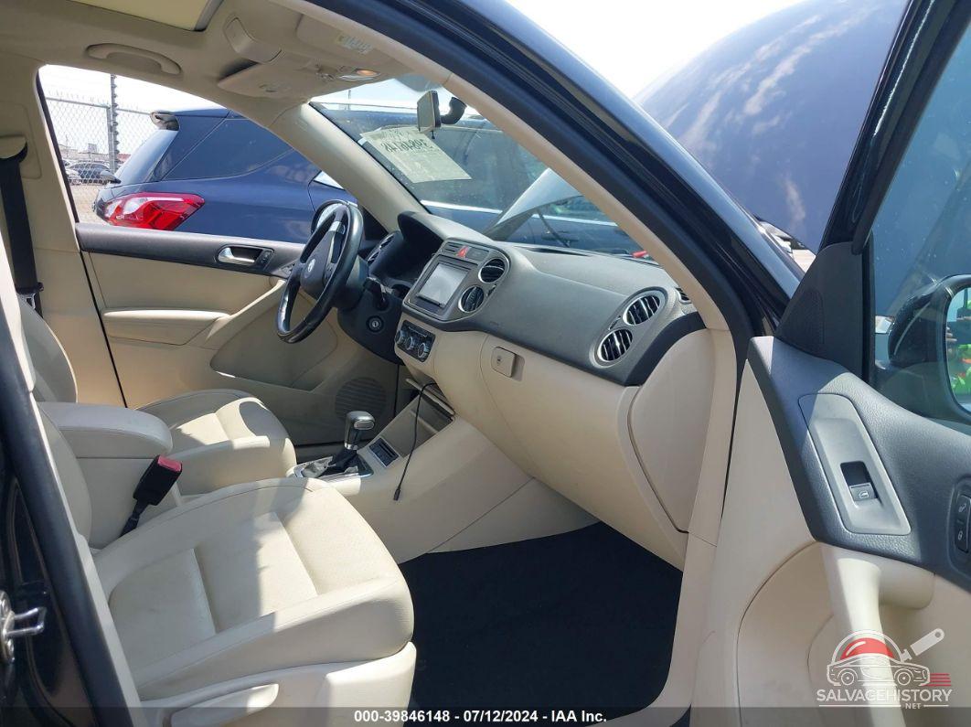 WVGAV7AX5AW529612 2010 VOLKSWAGEN TIGUAN photo no. 5