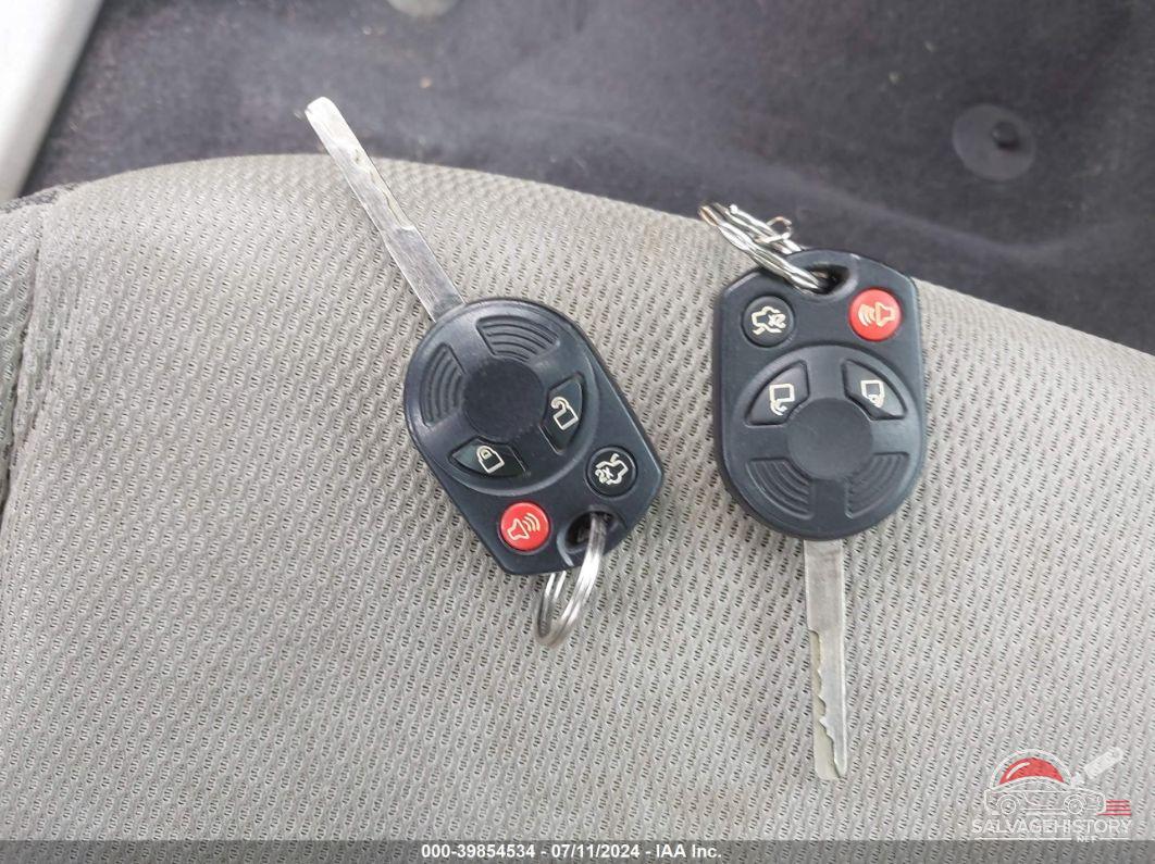 1FAHP3F20CL300946 2012 FORD FOCUS photo no. 11