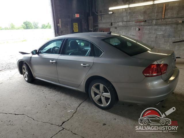 1VWBP7A33DC096276 2013 VOLKSWAGEN PASSAT photo no. 2