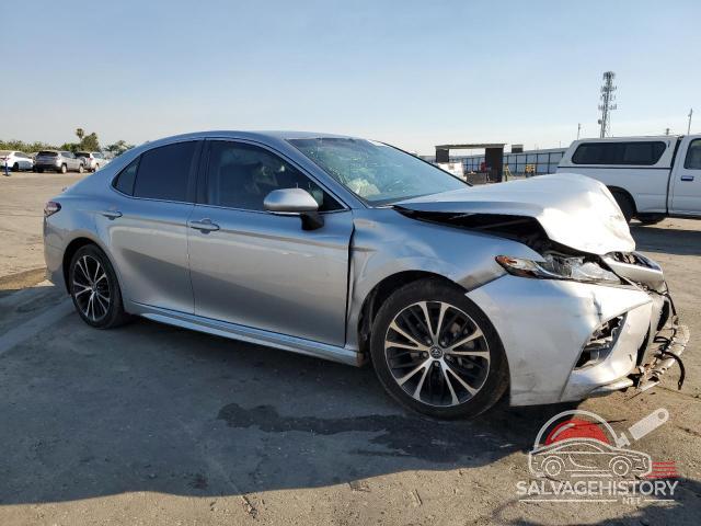 4T1B11HK6JU602019 2018 TOYOTA CAMRY photo no. 4