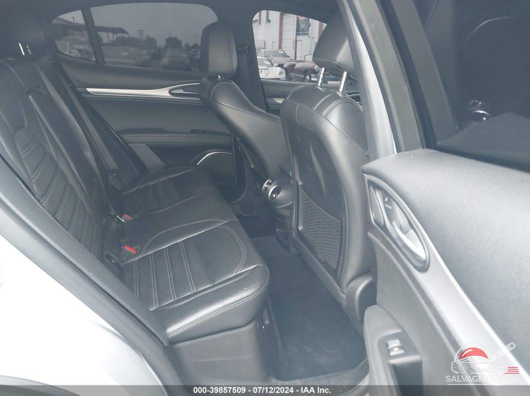 ZASFAKNN0J7B81432 2018 ALFA ROMEO STELVIO photo no. 8