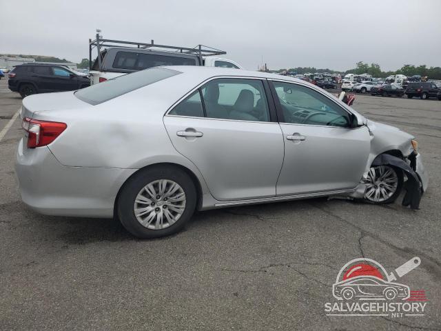 4T4BF1FK1CR172803 2012 TOYOTA CAMRY photo no. 3