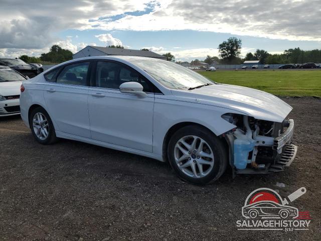 3FA6P0HDXFR204140 2015 FORD FUSION photo no. 4