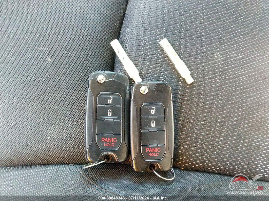 ZACCJBBT8FPB47523 2015 JEEP RENEGADE photo no. 11