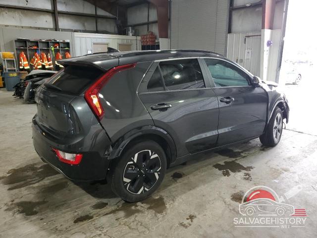 KNDCR3L12P5048413 2023 KIA NIRO WIND photo no. 3