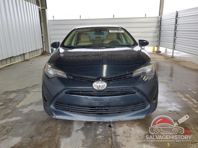 5YFBURHE0HP710406 2017 TOYOTA COROLLA photo no. 5