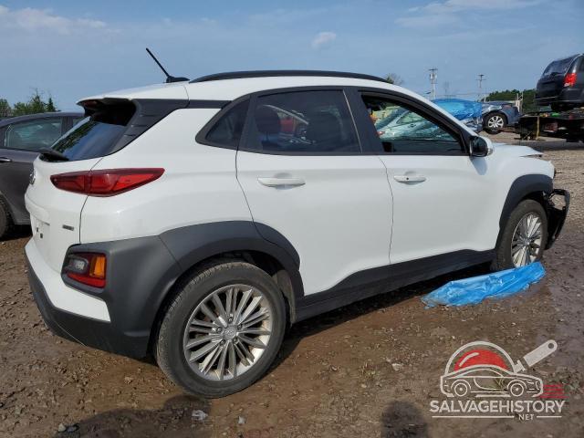 KM8K2CAA8JU078401 2018 HYUNDAI KONA photo no. 3