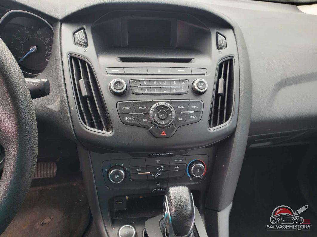 1FADP3E21GL329751 2016 FORD FOCUS photo no. 2