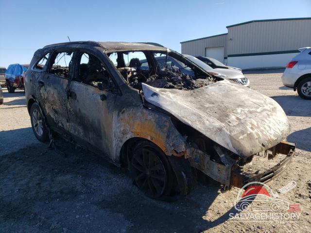 5XYPG4A39HG196522 2017 KIA SORENTO photo no. 4