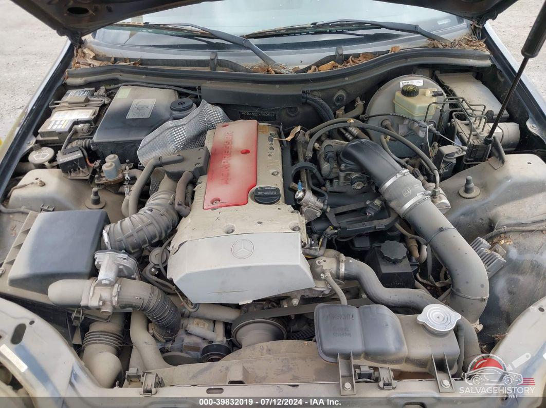 WDBKK47F1WF060961 1998 MERCEDES-BENZ SLK 230 photo no. 10