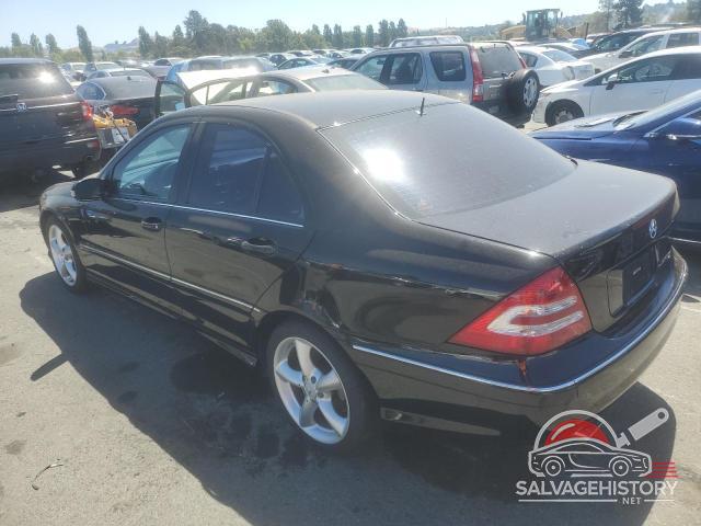 WDBRF40J65F721769 2005 MERCEDES-BENZ C-CLASS photo no. 2