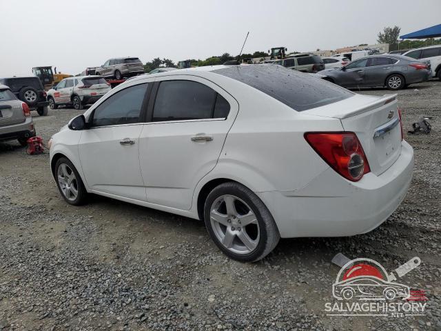 1G1JE5SB4F4131315 2015 CHEVROLET SONIC photo no. 2