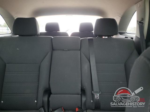 5XYPG4A5XGG005867 2016 KIA SORENTO photo no. 10
