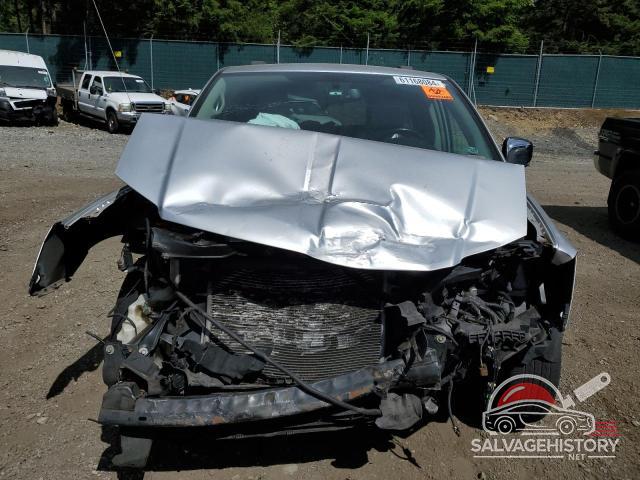 2A4RR8DG9BR780425 2011 CHRYSLER MINIVAN photo no. 5