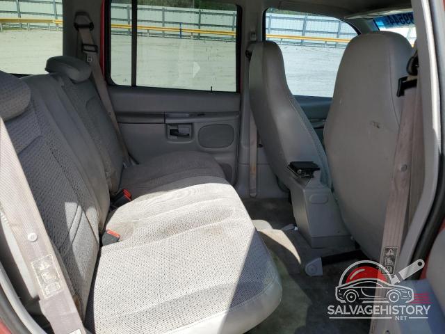 1FMZU62X6YUA11660 2000 FORD EXPLORER photo no. 11