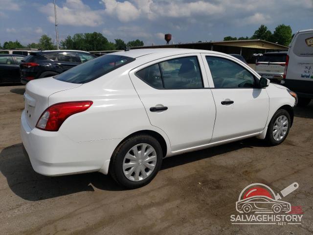 3N1CN7AP3JL865247 2018 NISSAN VERSA photo no. 3