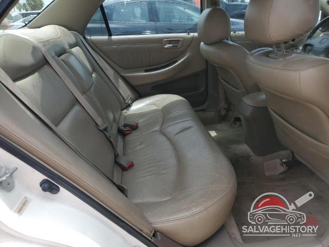 1HGCG1658YA098199 2000 HONDA ACCORD photo no. 10