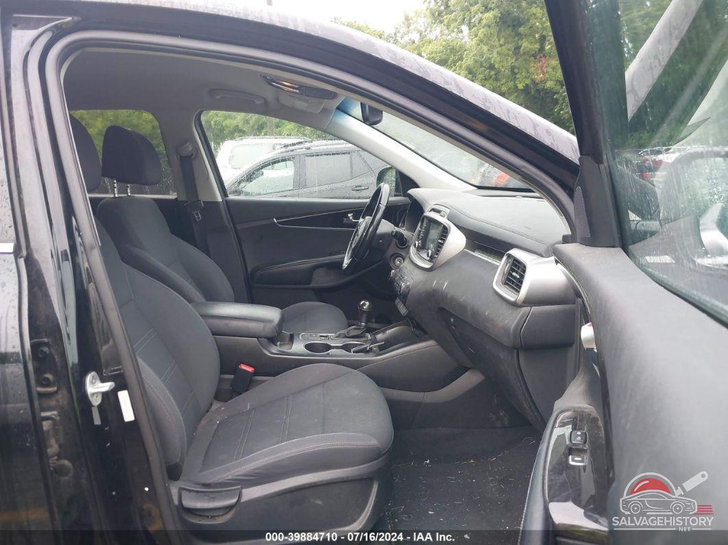 5XYPGDA30HG246384 2017 KIA SORENTO photo no. 5