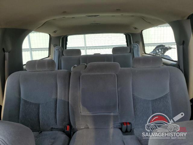 3GNFK16Z75G222108 2005 CHEVROLET SUBURBAN photo no. 10