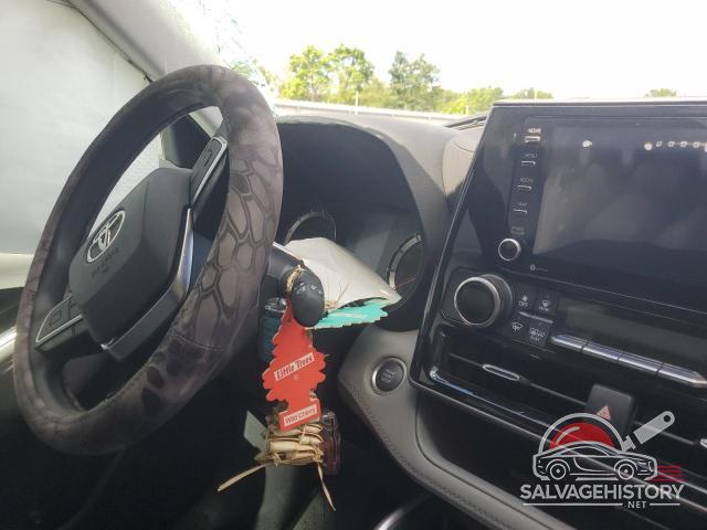 5TDCZRBH9MS135670 2021 TOYOTA HIGHLANDER photo no. 9